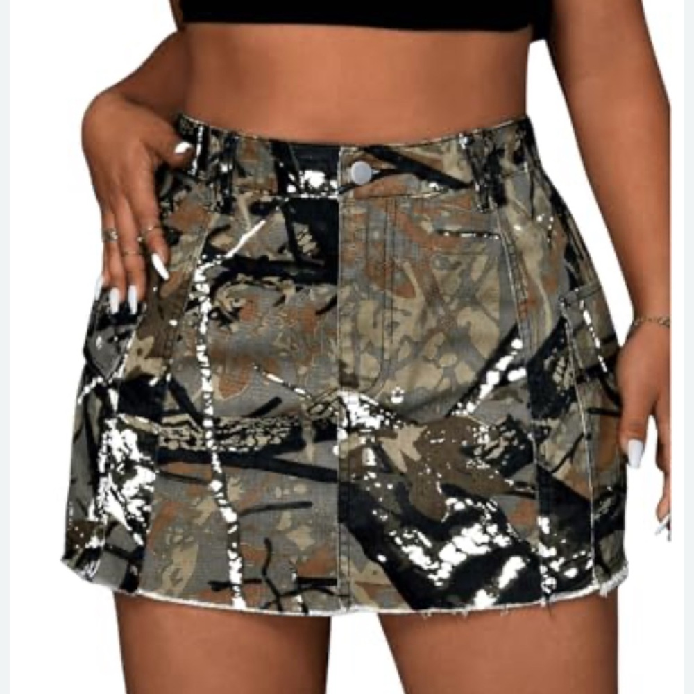 KGYA camo mini skirt size S